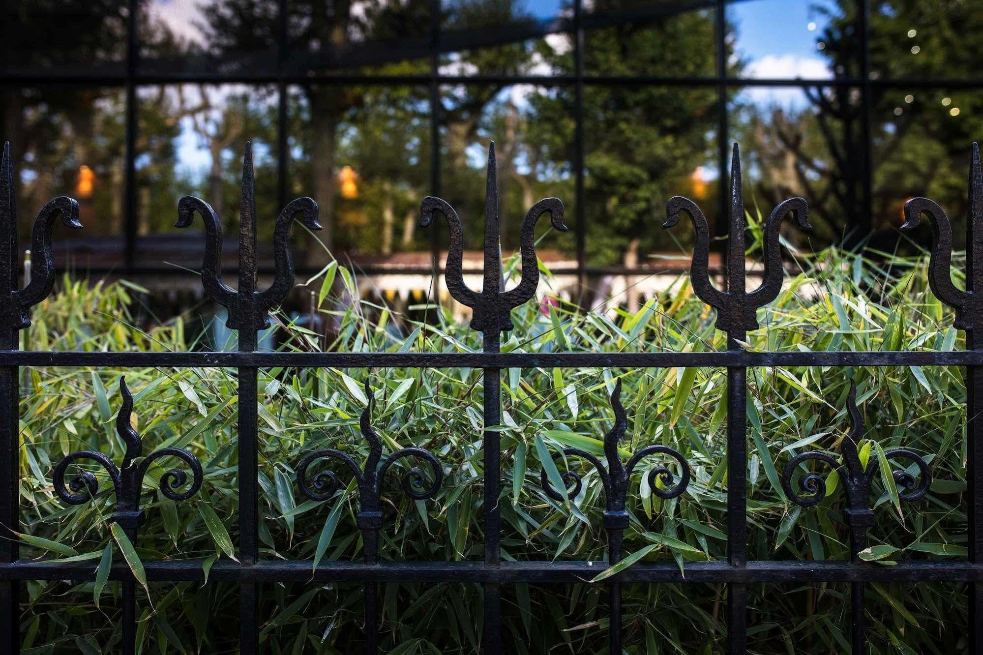 Maison Decoret - Relais & Chateaux Vichy Exterior photo